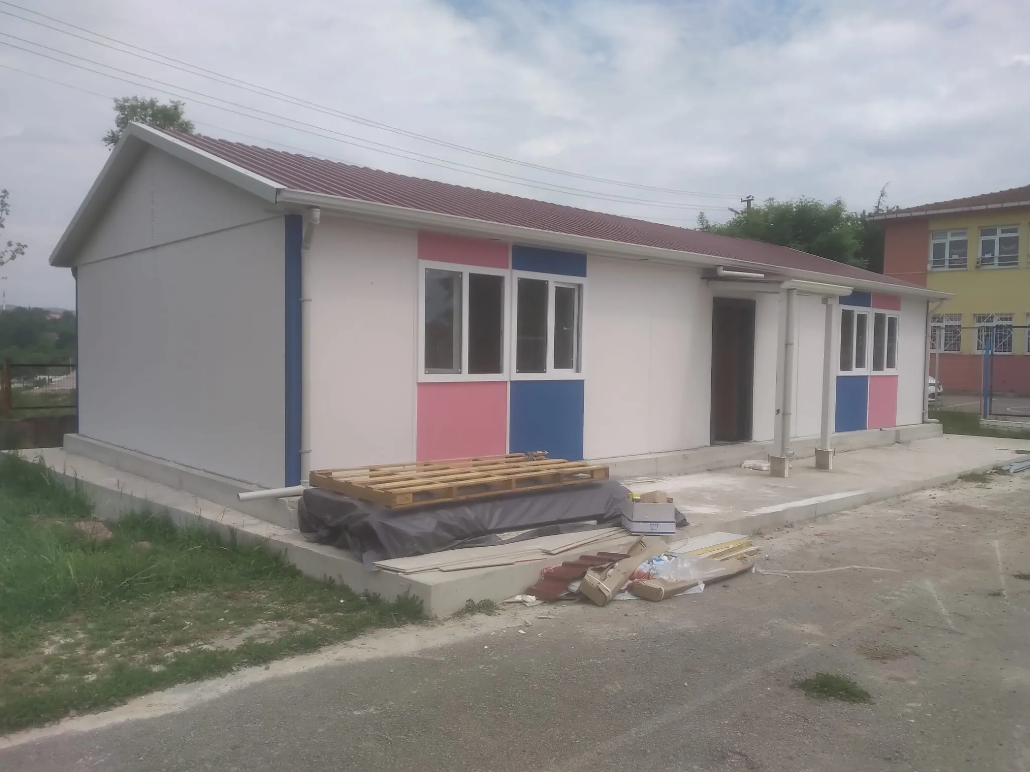 hatay prefabrik okul