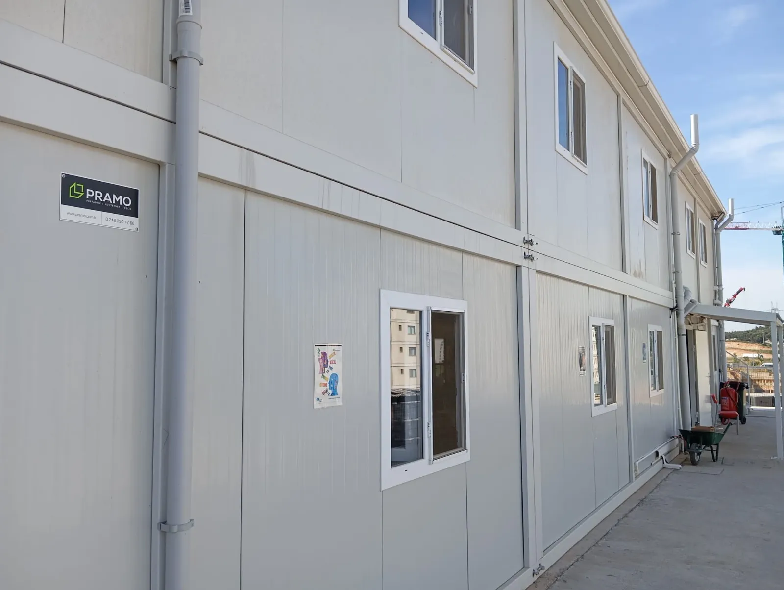 Prefabrik yemekhane binasının üretim hattı görüntüsü