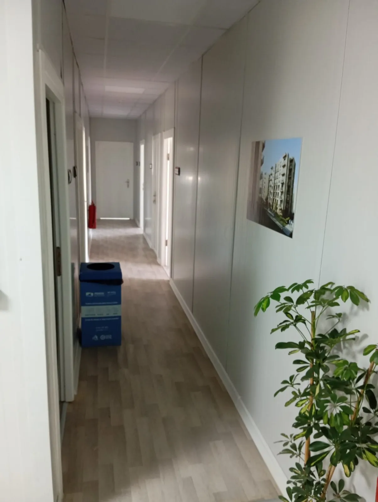 Isı yalıtımlı panellerle üretilmiş prefabrik yemekhane